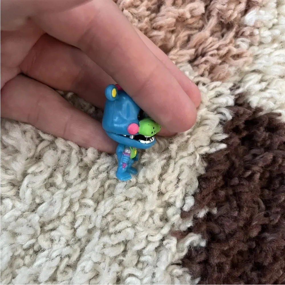 Funko Five Nights At Freddy’s Blacklight Blue Neon Cereal Exclusive Mini Figure